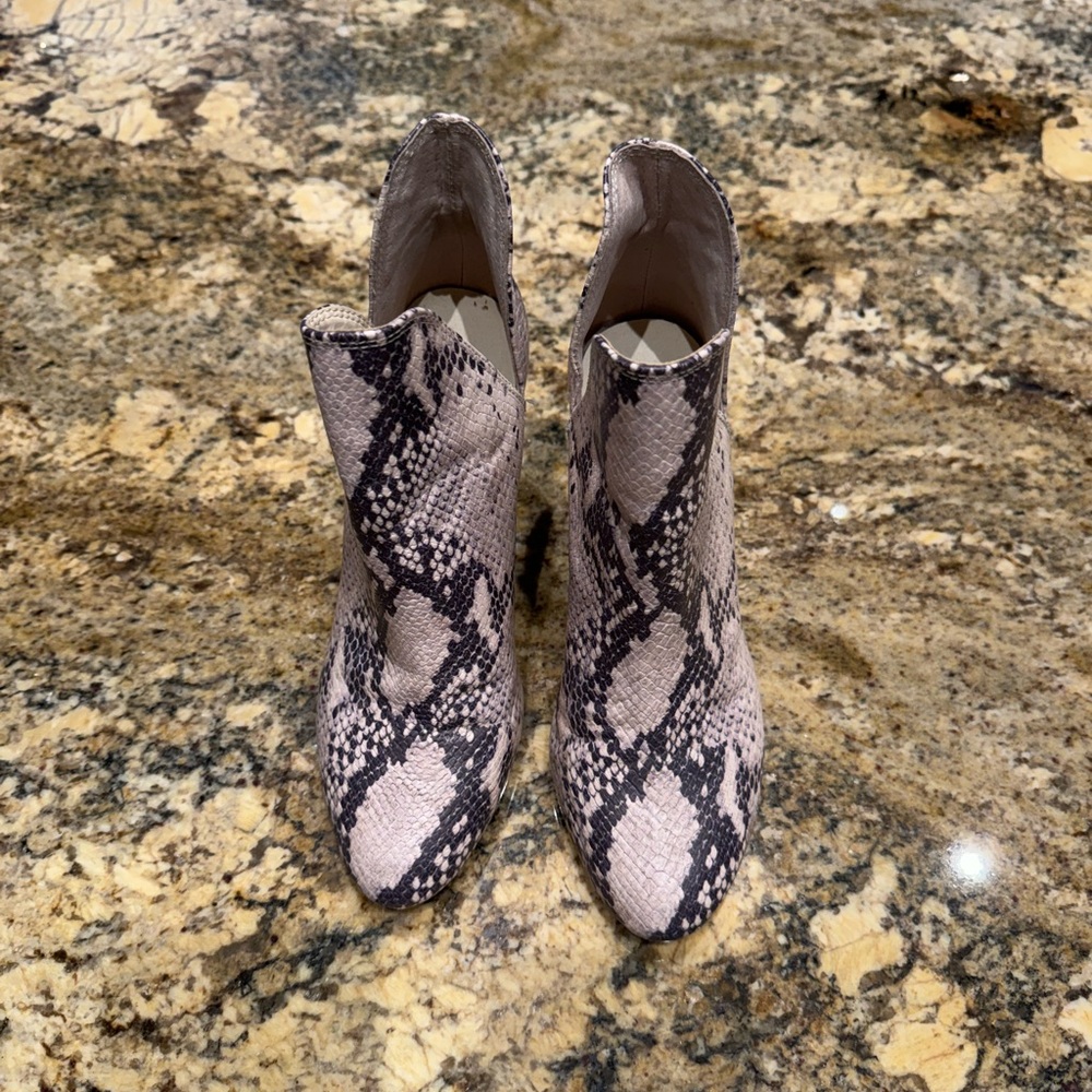 Steve Madden Boots